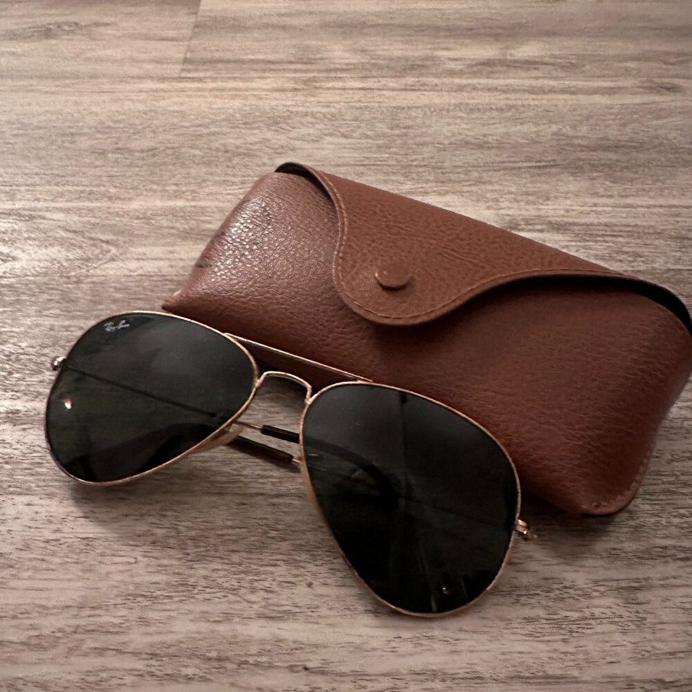 Ray-Ban Aviator Sunglasses